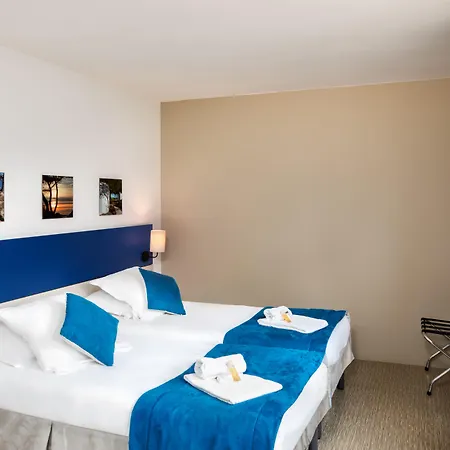 Sowell Family Riviera Saint-Raphaël