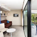 Sowell Family Riviera Hotel Saint-Raphael (Var)