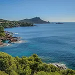Sowell Family Riviera 4* Saint-Raphael (Var)