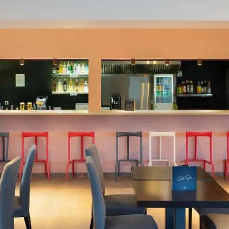 Hotel Sowell Family Riviera Saint-Raphaël