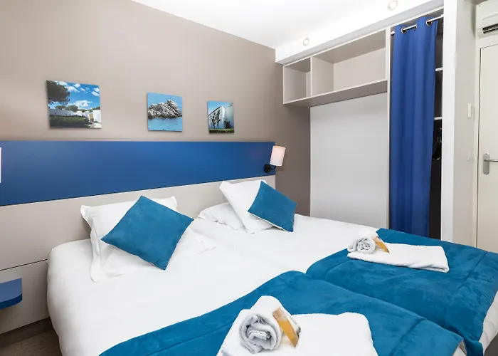 מלון Sowell Family Riviera 4*